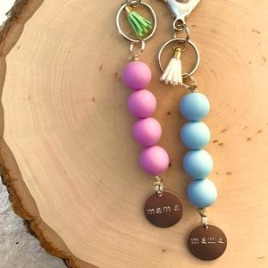 MAMA keychain